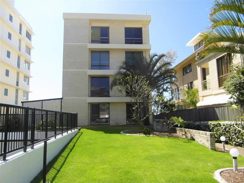3/61 Garfield Terrace, Surfers Paradise QLD 4217