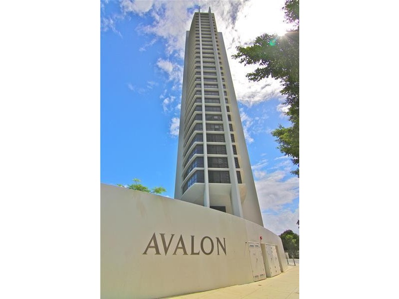 4 Wahroonga Place ‘Avalon’, Surfers Paradise QLD 4217