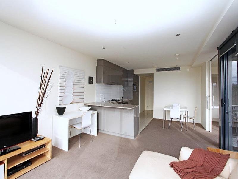 4 Wahroonga Place ‘Avalon’, Surfers Paradise QLD 4217