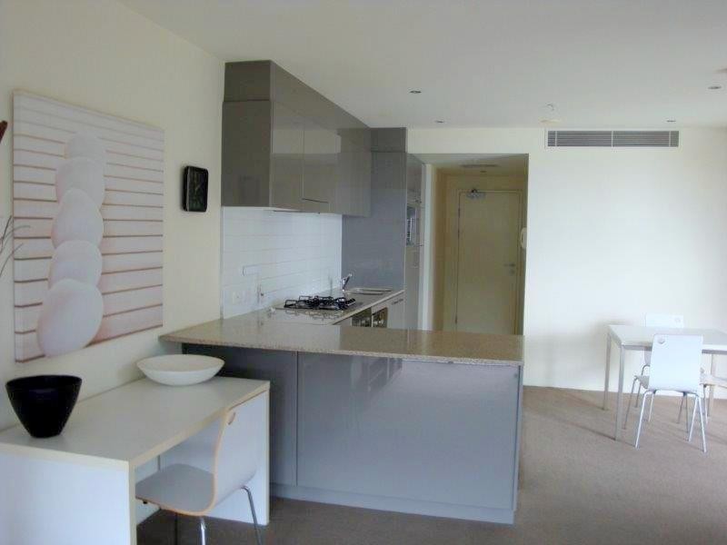 4 Wahroonga Place ‘Avalon’, Surfers Paradise QLD 4217