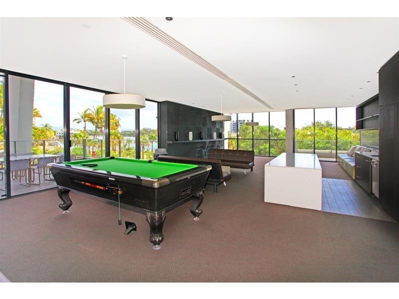 4 Wahroonga Place ‘Avalon’, Surfers Paradise QLD 4217