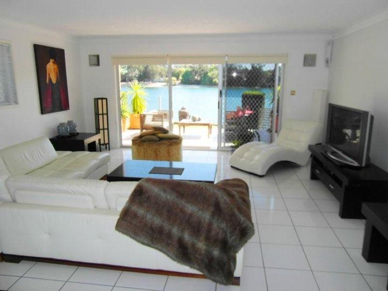 191 Stanhill Drive, Chevron Island QLD 4217