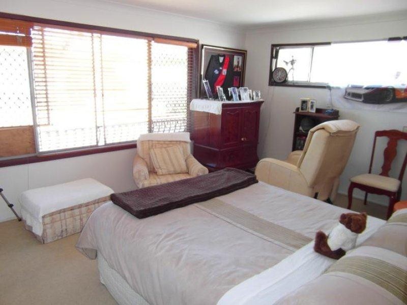 191 Stanhill Drive, Chevron Island QLD 4217