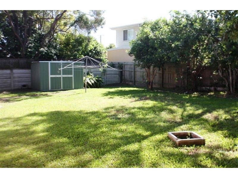 21 Kumbari Avenue, Southport QLD 4215