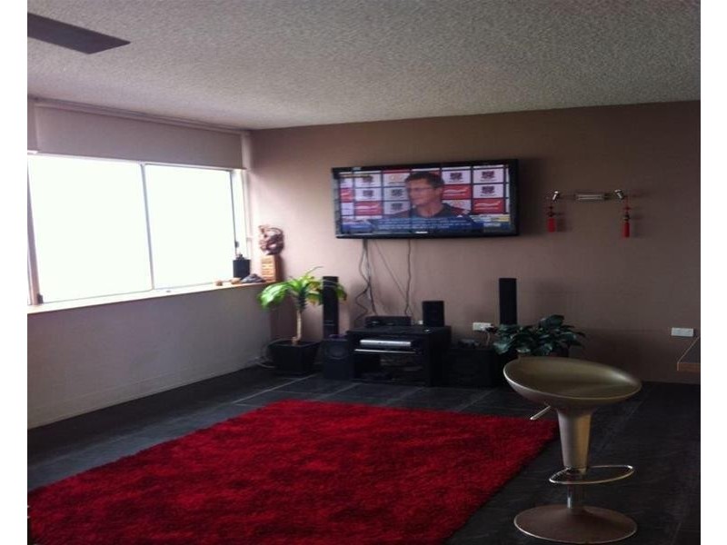 “Kinkabool” 34 Hanlan Street, Surfers Paradise QLD 4217