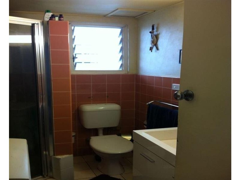 “Kinkabool” 34 Hanlan Street, Surfers Paradise QLD 4217