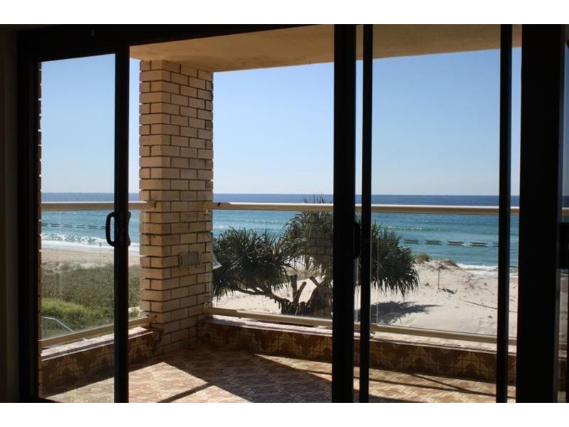 61 Garfield Terrace, Surfers Paradise QLD 4217