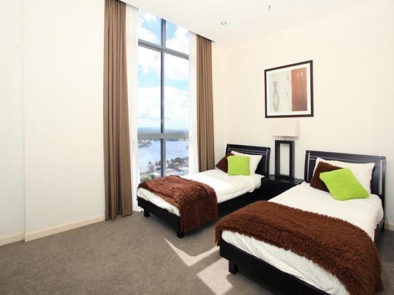 2201/18 Cypress Avenue ‘Solaire’ Budds Beach, Surfers Paradise QLD 4217