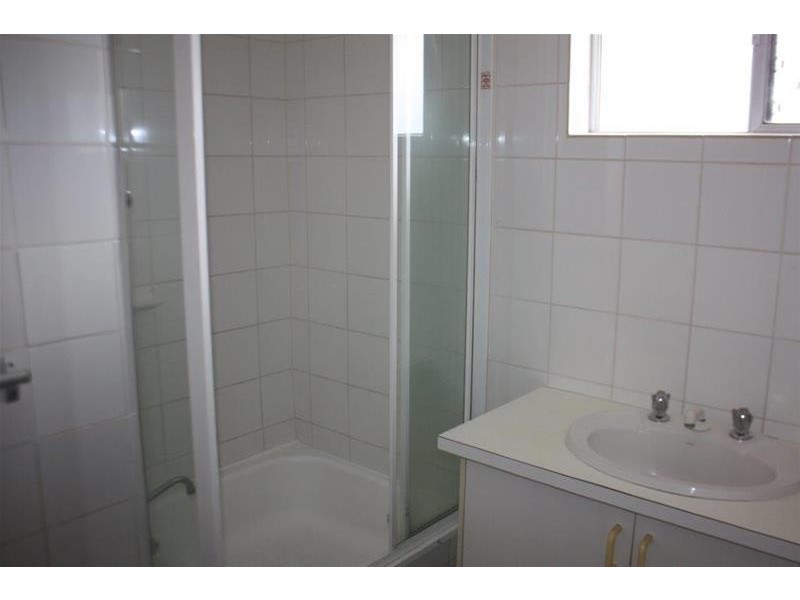 5/12 Leonard Avenue, Surfers Paradise QLD 4217