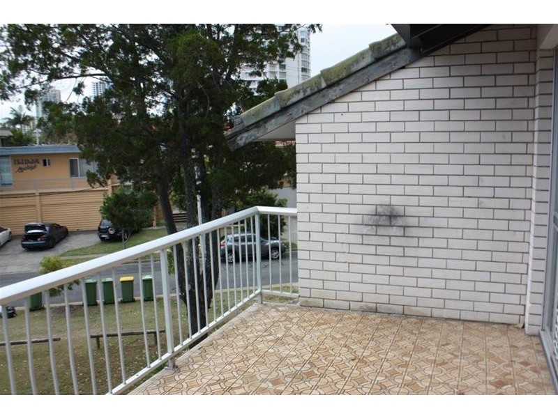 5/12 Leonard Avenue, Surfers Paradise QLD 4217