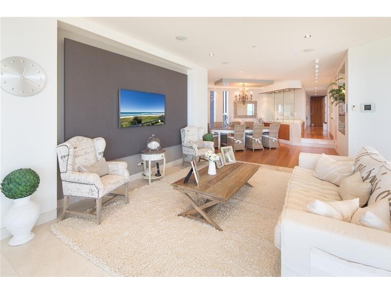 2/1 Northcliffe Terrace ‘Allure’, Surfers Paradise QLD 4217