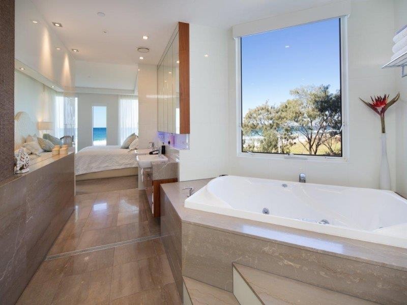 2/1 Northcliffe Terrace ‘Allure’, Surfers Paradise QLD 4217