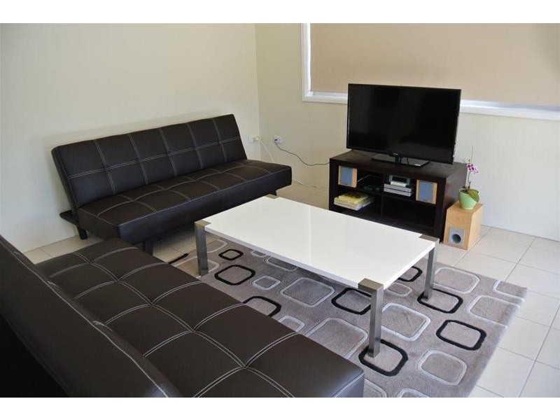 4/27 Leonard Avenue, Surfers Paradise QLD 4217