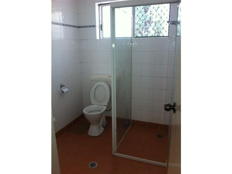 2/25 Oak Avenue, Surfers Paradise QLD 4217