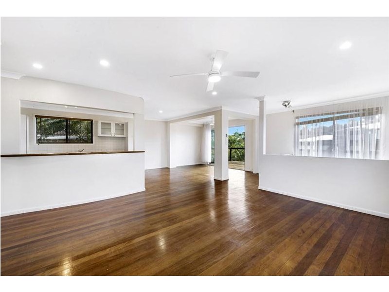 90 Benowa Road, Southport QLD 4215