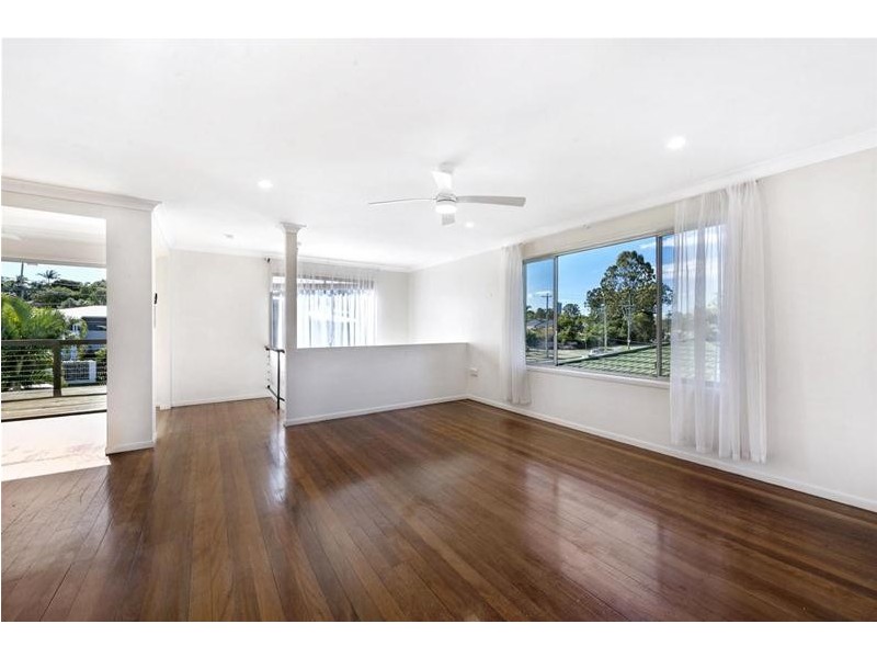 90 Benowa Road, Southport QLD 4215