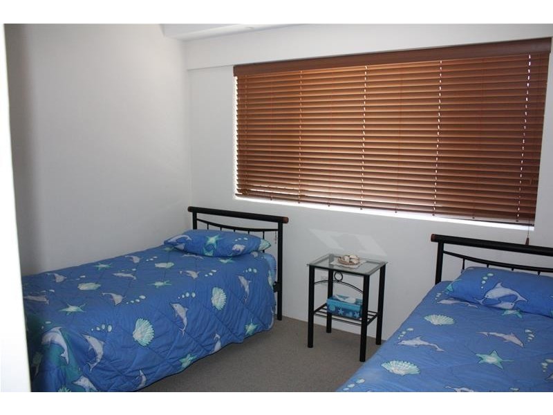 69 Garfield Terrace, Surfers Paradise QLD 4217