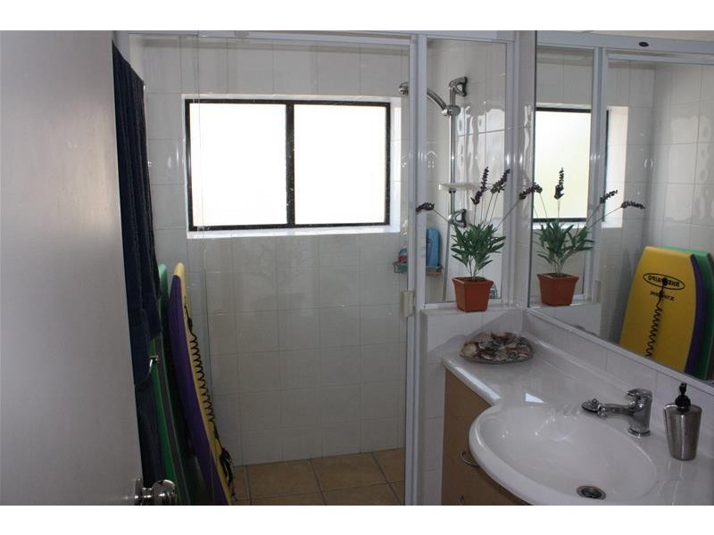 69 Garfield Terrace, Surfers Paradise QLD 4217