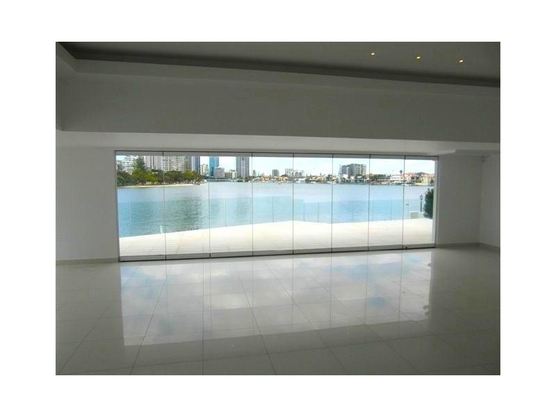 56 Admiralty Drive, Paradise Waters QLD 4217