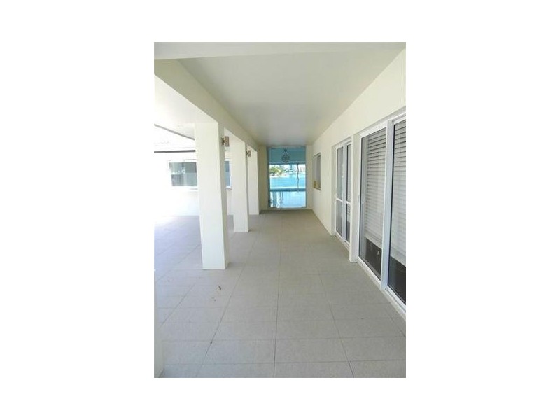 56 Admiralty Drive, Paradise Waters QLD 4217