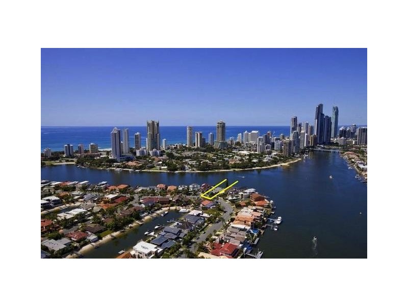 56 Admiralty Drive, Paradise Waters QLD 4217