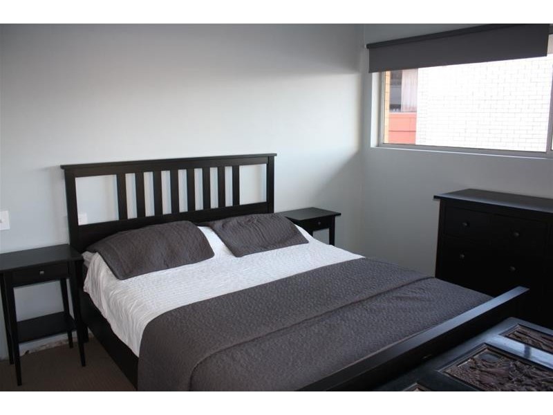 17-19 Old Burleigh Road, Surfers Paradise QLD 4217