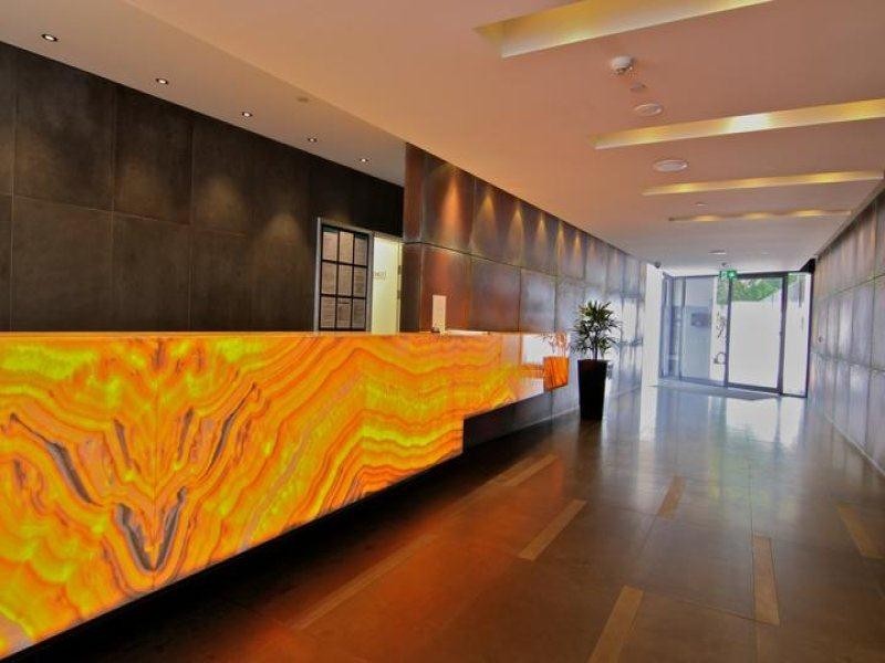 4 Wahroonga Place ‘Avalon Apartments’, Surfers Paradise QLD 4217