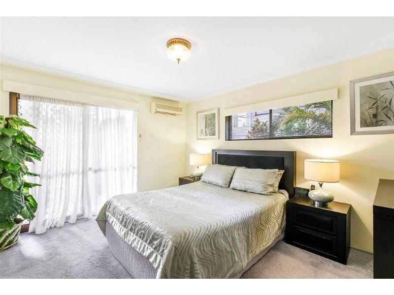35 Sunrise Boulevard, Surfers Paradise QLD 4217