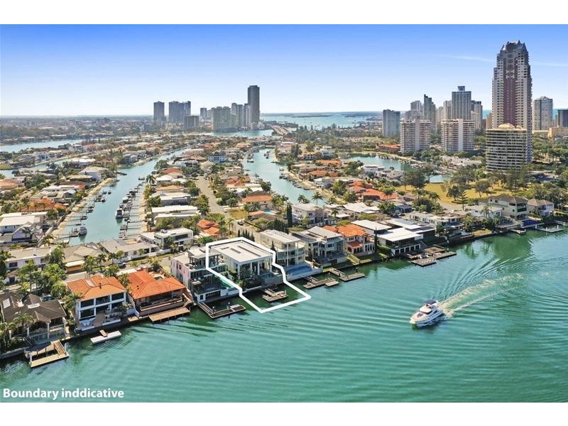 32 Admiralty Drive, Paradise Waters QLD 4217
