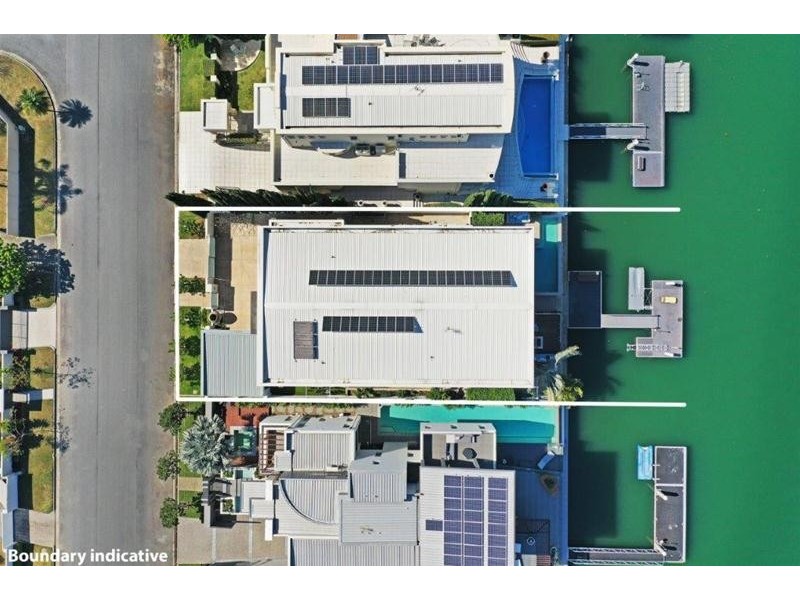 32 Admiralty Drive, Paradise Waters QLD 4217