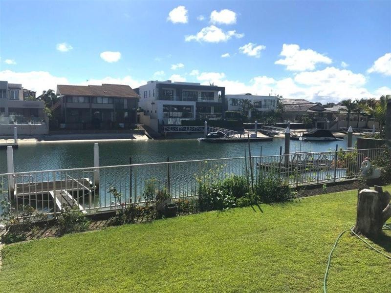 14 Midshipman Court, Paradise Waters QLD 4217