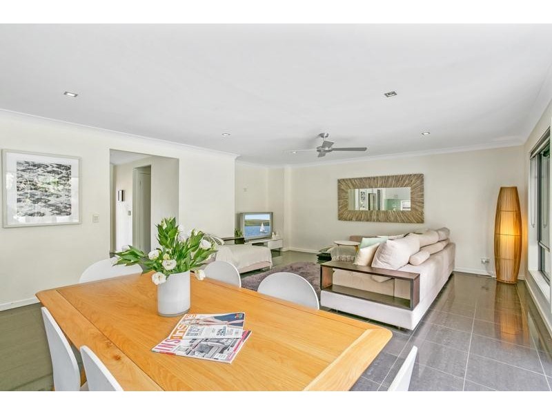 20 Brindisi Avenue, Isle Of Capri QLD 4217