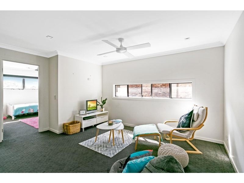 20 Brindisi Avenue, Isle Of Capri QLD 4217