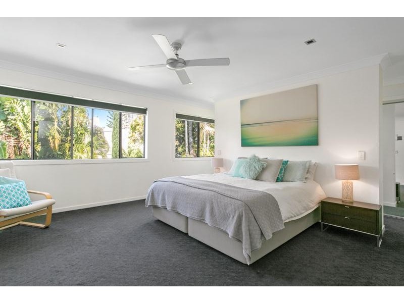 20 Brindisi Avenue, Isle Of Capri QLD 4217