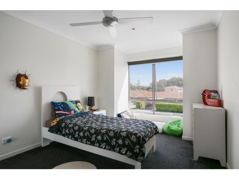 20 Brindisi Avenue, Isle Of Capri QLD 4217