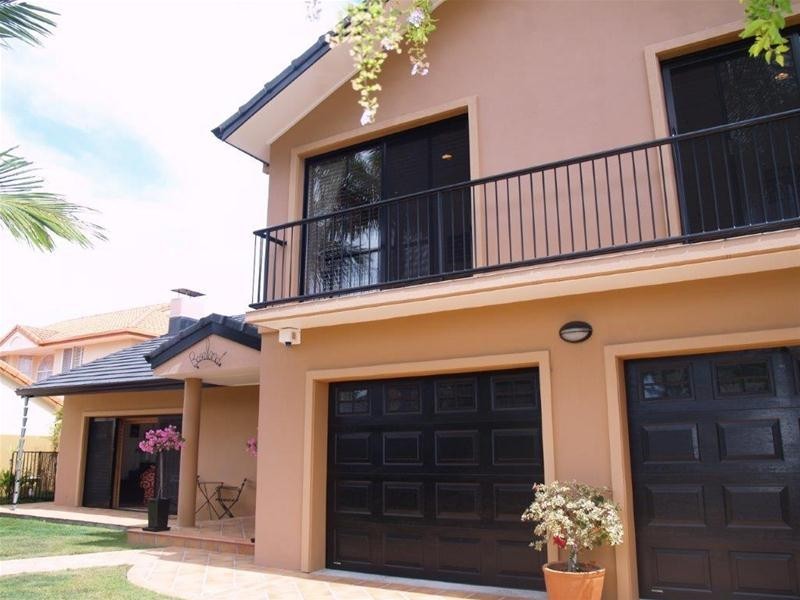 17 Donegal Crescent, Sorrento QLD 4217