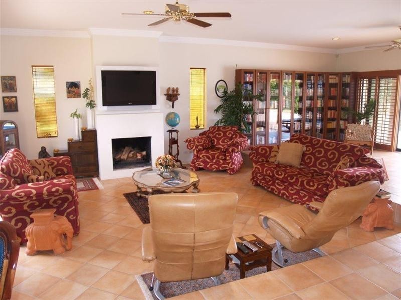 17 Donegal Crescent, Sorrento QLD 4217