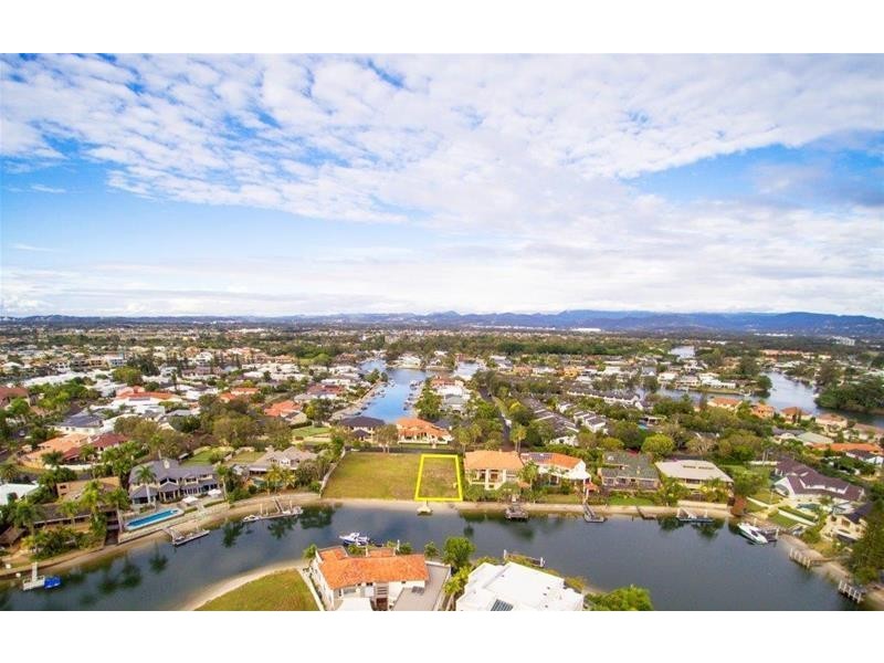 12  Freybug Street, Sorrento QLD 4217