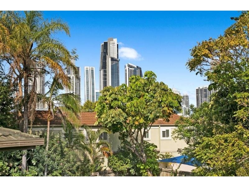 6/30 Dalpura Street, Surfers Paradise QLD 4217