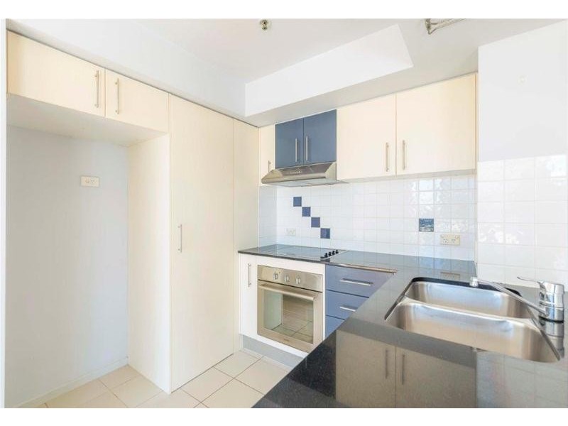 303 Ipanema 2865 Gold Coast Highway, Surfers Paradise QLD 4217