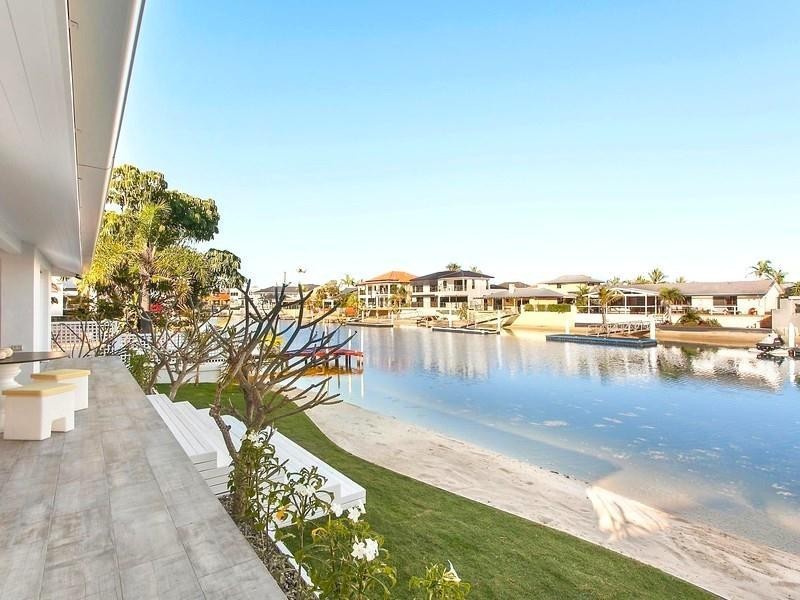 6 Viking Court, Paradise Waters QLD 4217