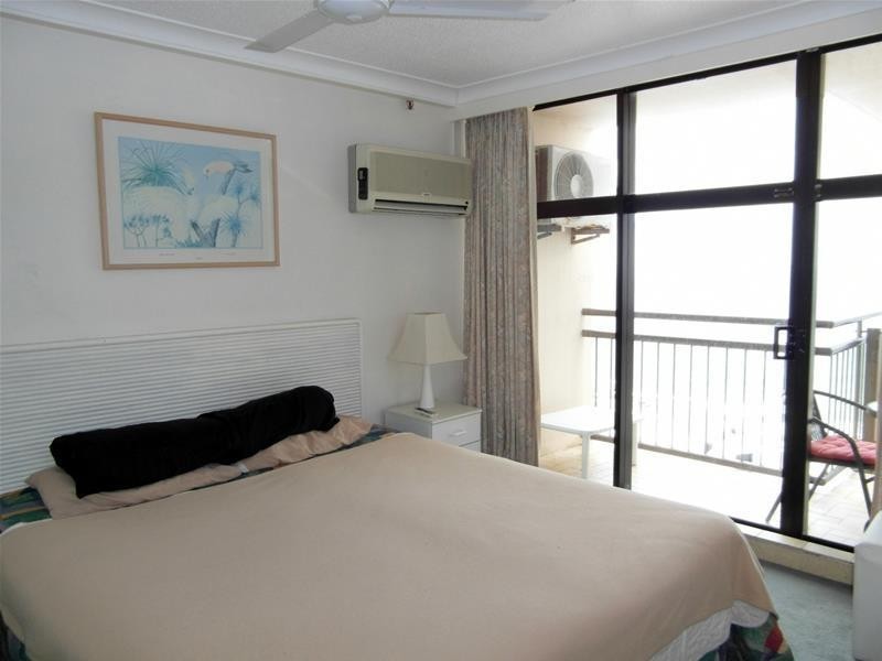 18 Hanlan Street “Beachcomber”, Surfers Paradise QLD 4217