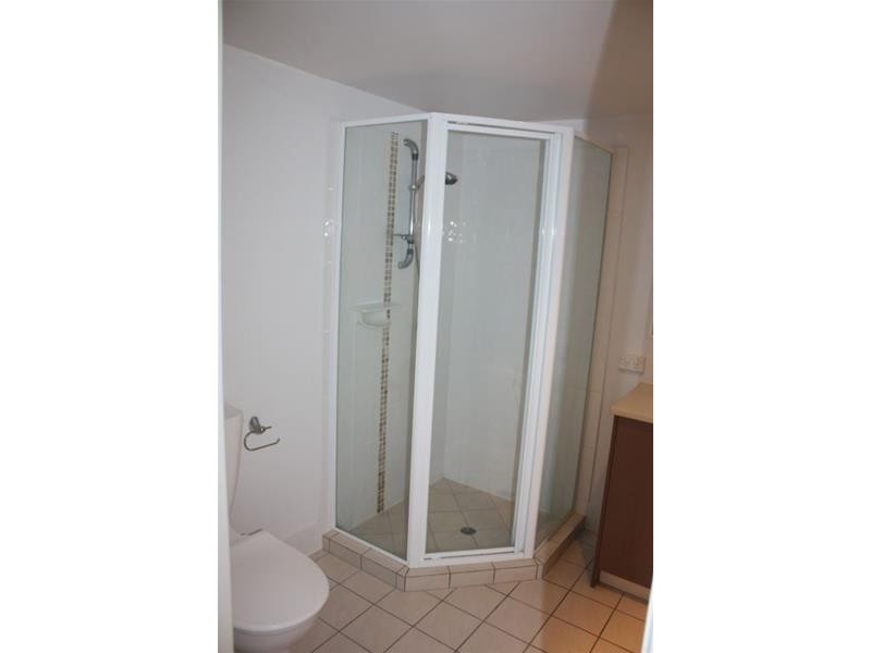 5/131 Muir Street, Labrador QLD 4215