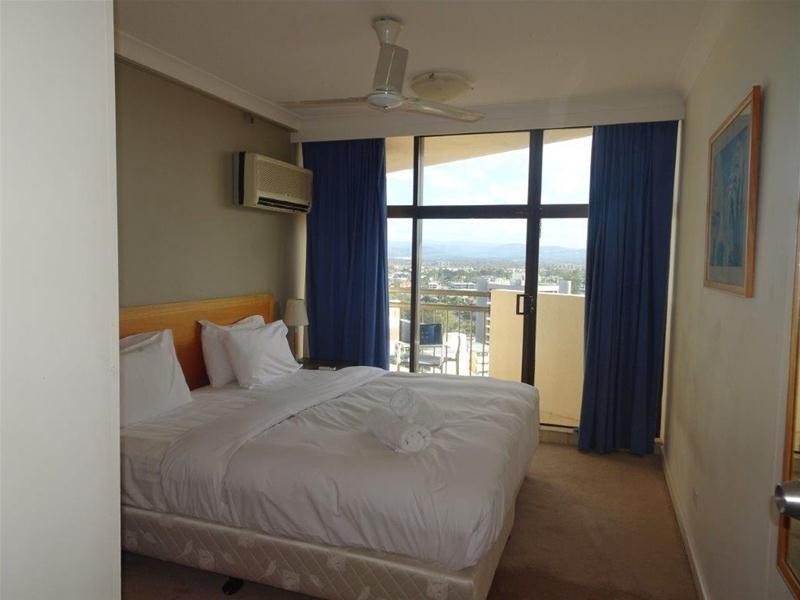 1708/18 Hanlan Street, Surfers Paradise QLD 4217