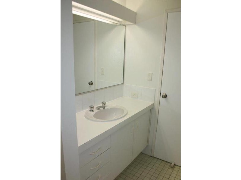 12/17 Laycock Street, Surfers Paradise QLD 4217