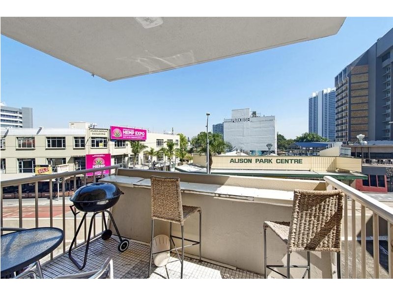 21/3049 Surfers Paradise Boulevard, Surfers Paradise QLD 4217