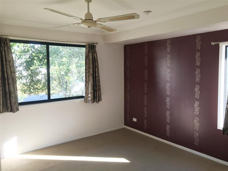 1/58 Ward Street, Southport QLD 4215