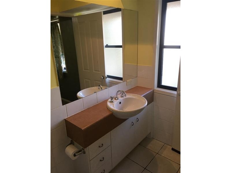 1/58 Ward Street, Southport QLD 4215