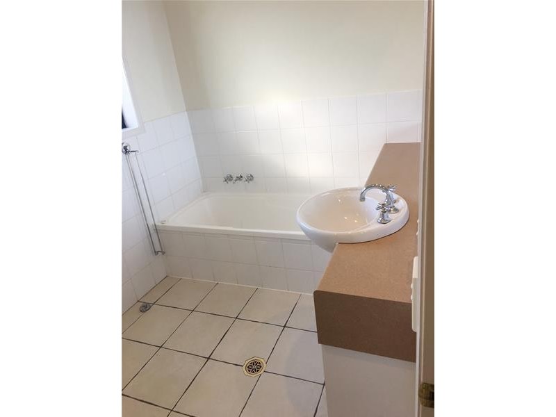 1/58 Ward Street, Southport QLD 4215