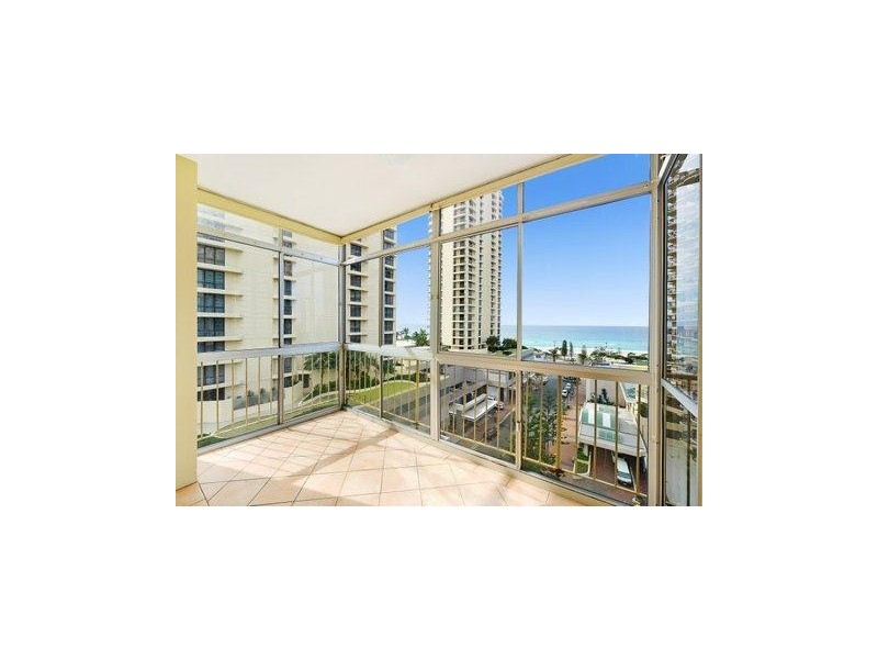 8C/34 Hanlan Street (Kinkabool), Surfers Paradise QLD 4217